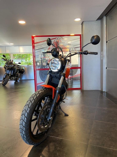 Scrambler Sixty2 400cc