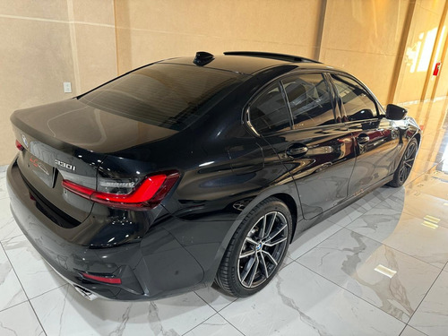 BMW Serie 3 3.0 330i Sedan Sport Line 252cv