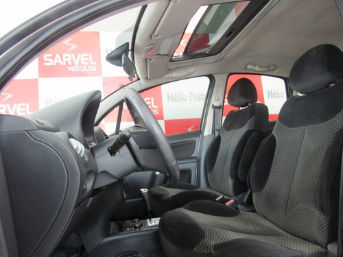 Imagem 7 de 9 de Citroën C3 1.6 Solaris 16v Flex 4p Automático