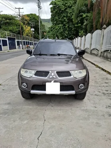 Mitsubishi Montero Sport