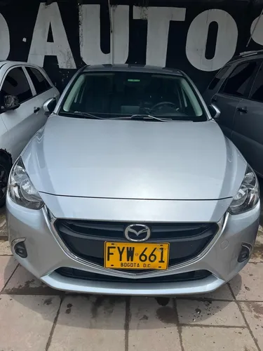 Mazda 2 1.5 Touring Sedan
