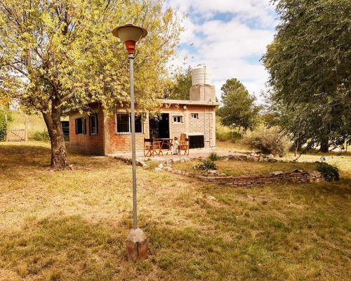 Villa Giardino, Casa De Un Dormitorio En Venta.