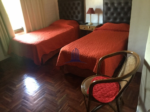 Casa En Venta En Pinares!!- Ref: 1360