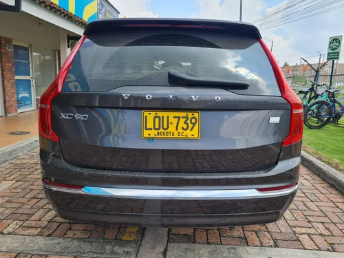 Volvo Xc90 T8 Ultimate Hibrido Enchufable 2.0cc At Aa 4x4