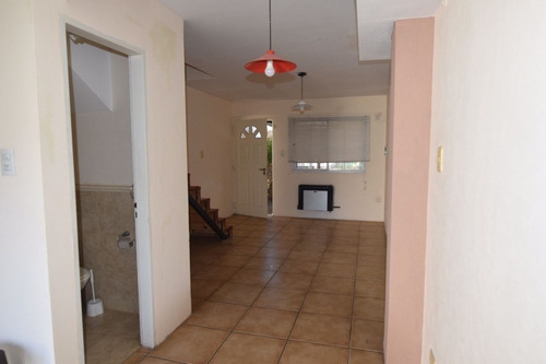 Imagen 4 de 14 de Duplex En Venta En Ituzaingo Norte