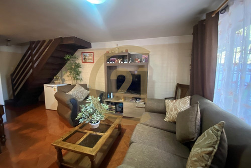 Casa En Villa Alameda.