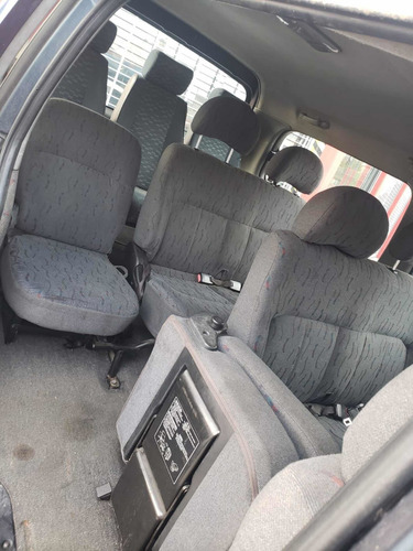 Imagen 10 de 12 de Hyundai H1 2.5 12 Pas Minibus Turbo 2000