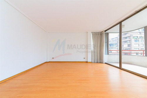 Departamento En Arriendo De 3 Dorm. En Las Condes