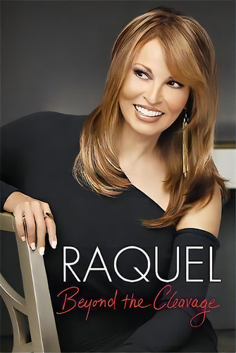 Raquel: Beyond The Cleavage, De Raquel Welch. Editorial Hachette Book Group, Tapa Blanda En Inglés