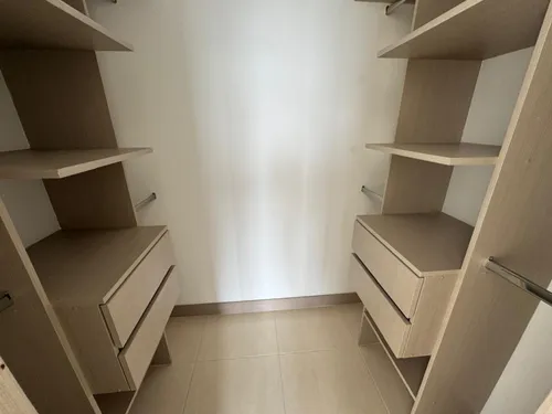 Apartamento En Venta En Hacienda El Castillo. Cod V8014603