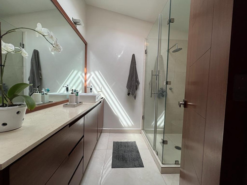 Casa Venta San Jerónimo 3 Recámaras, 3 Baños, Sala De Tv, Estudio 3 Autos