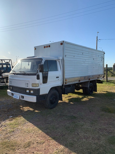 Imagen 2 de 16 de Daihatsu Delta