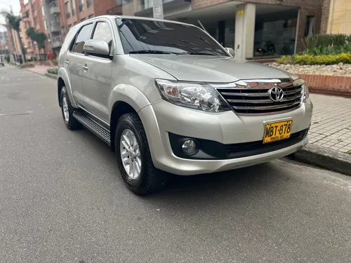Toyota Fortuner 2.7l 4x2