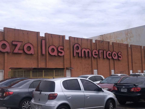 Vendo/alquilo Local Comercial 35m2 Plaza Las Américas 1227