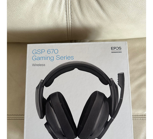 Audífonos Sennheiser  Gsp 670 Gaming Series