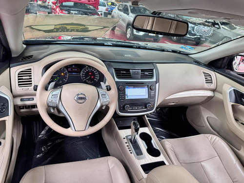 Nissan Altima 3.5 Exclusive Cvt