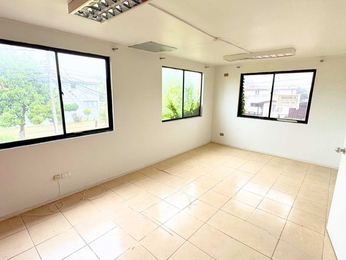 Amplia Casa Para Uso Comercial (81480)