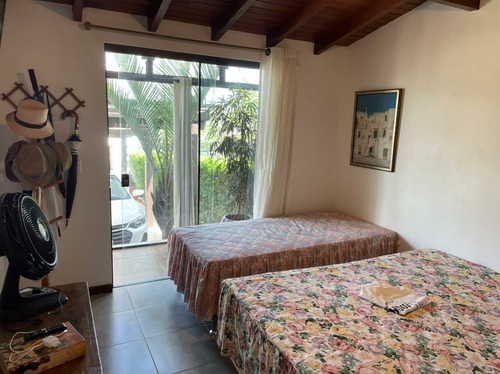 Imagem 18 de 30 de Casa Padrão Para Venda Em Village Garopaba-sc - Kv574