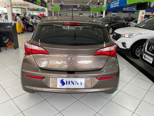 Imagem 4 de 11 de Hyundai Hb20 1.0 Comfort Flex Manual