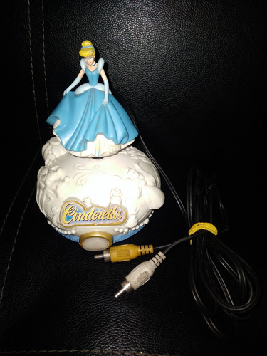 Juego Plug And Play La Cenicienta Disney (Usado)