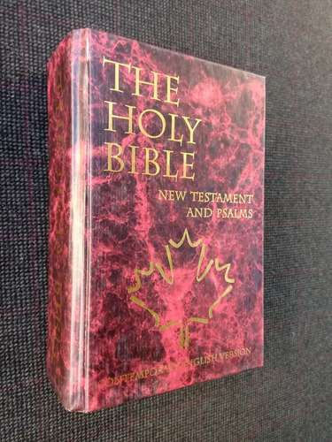 The Holy Bible New Testament And Psalms Canadan