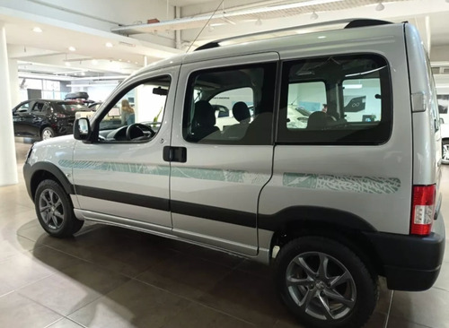 Imagen 16 de 24 de Peugeot Partner Patagonica 0km. Permuta Agencia Oficial M