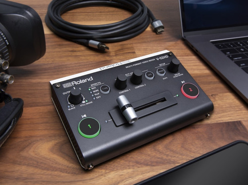 Multi Format Video Mixer Roland V02hd Mezclador Switcher