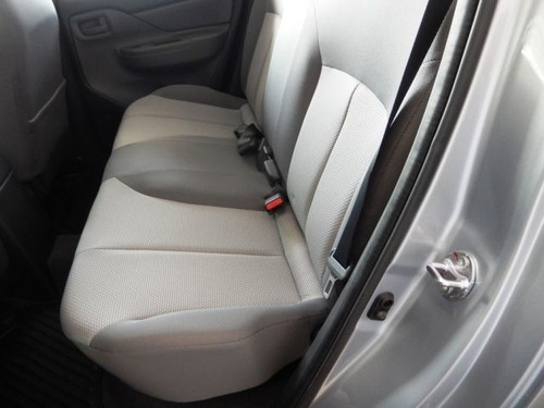 Imagem 9 de 12 de Mitsubishi L200 Triton Outdoor Glx 2.4