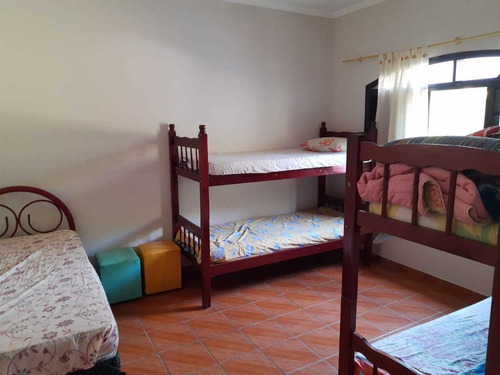 Imagem 14 de 14 de 2.400m², Condomínio, 05 Dormitórios, Churrasqueira E Piscina