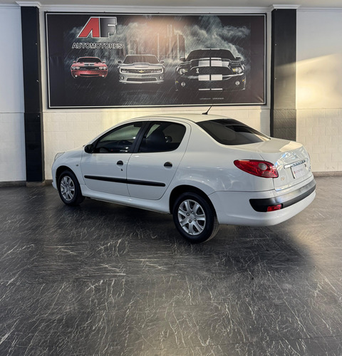 Peugeot 207 1.4 Sedan Xr
