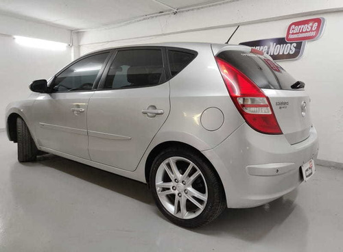 Hyundai I30 2.0 16v 145cv 5p Mec. 2011