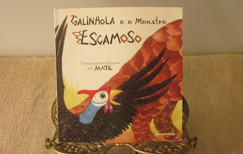 Livro Galinhola E O Monstro Escamoso