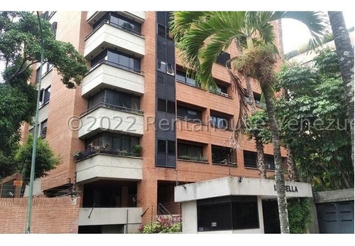 Impecable Apartamento En Una De La Mejores Calles De Campo Alegre. #23-743