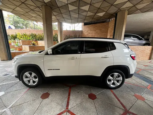 Jeep Compass 2.4 4X2 Longitude At