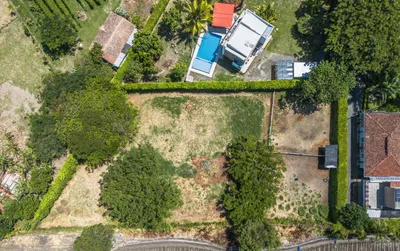 Lote y casalote en venta