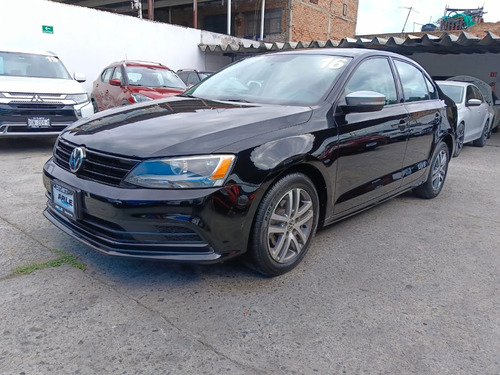 Volkswagen Jetta 2.0 Live At