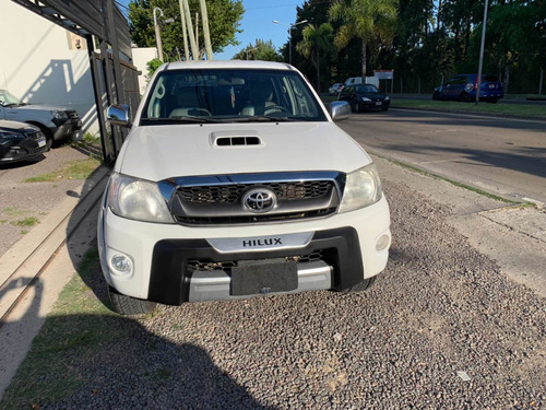 Toyota Hilux 3.0 I Srv Cab Doble 4x2 Cuero 2010