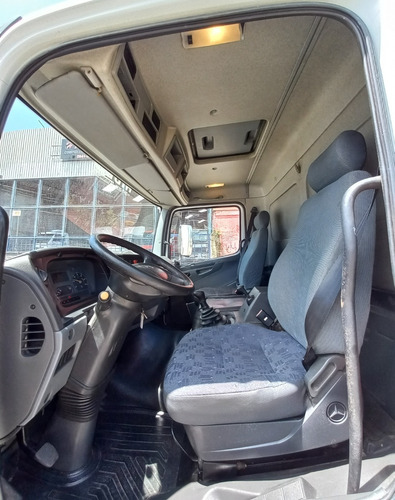 Imagem 2 de 8 de M Benz 1418 2009 Bau Chapeado 1318 1218 13180 1317 1518