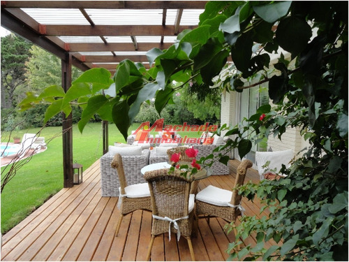 Zona Golff, Casa En Excelente Estado- Ref: 6014