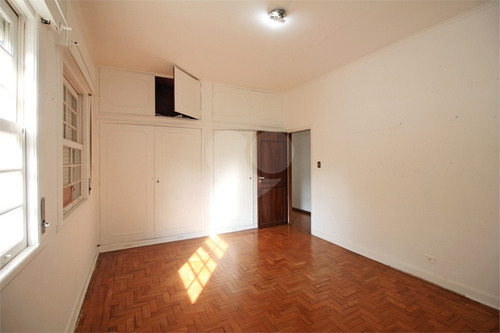 Imagem 16 de 30 de Casa-são Paulo-pacaembú | Ref.: Reo382595 - Reo382595