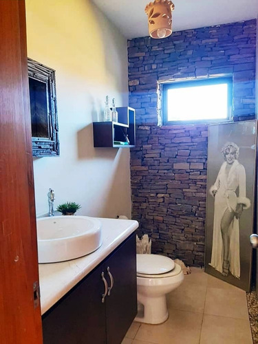 Imagen 12 de 24 de Casa En Venta Isla De Margarita Urb Casa De Campo Country Club Pampatar 1600 Mts