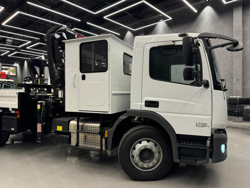 Mb Atego 1719 4x2 Guindaste Munck Argos 20t Cabine 6 Pessoas