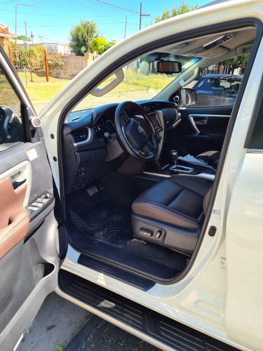 Toyota Sw4 2.8 Srx 177cv 4x4 7as At 2018
