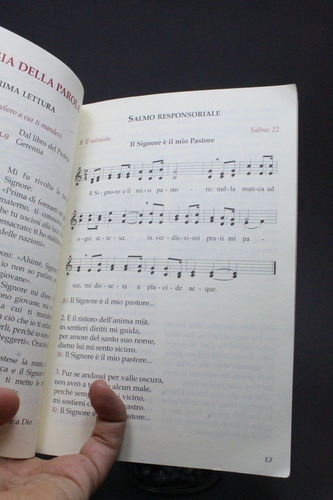 Ordenanza Sacerdotal Mons. Leonardo S Trilingüe 2002 Bg7 (Usado)
