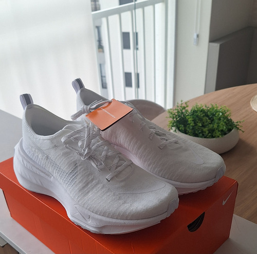 Nike Invincible Run 3