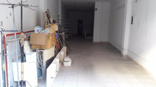 Imagen 2 de 15 de Local En Venta. 140 M2 Cub