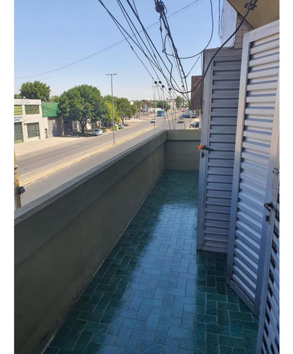 Venta, Departamento 4 Dormitorios Con Quincho Privado.