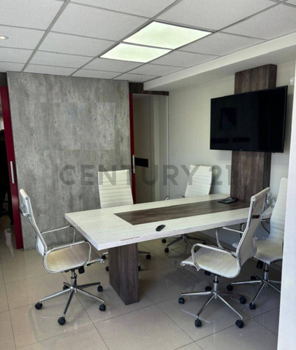 Pinmoandes Sas Ofrece En Venta Una Oficina En El Centro De La Ciudad De Mendoza, En Un Moderno ...