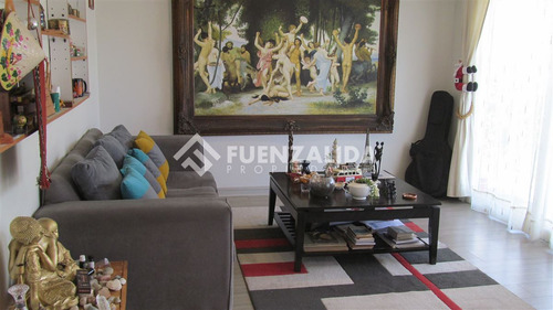 Casa En Venta De 3 Dorm 2 Baños, Amplio Terreno, En Coquimbo