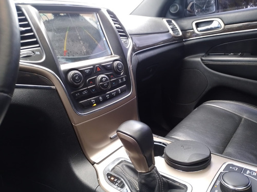Imagen 11 de 16 de Jeep Grand Cherokee Overland Taraborelli Usados Bariloche /